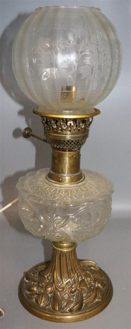Victorian brass and glass oil lamp(-)